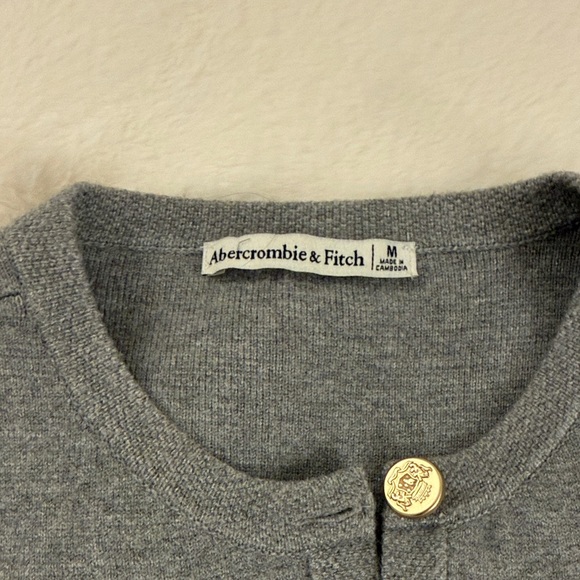 Abercrombie LuxeLoft Short Sleeve Cardigan - Picture 2 of 4